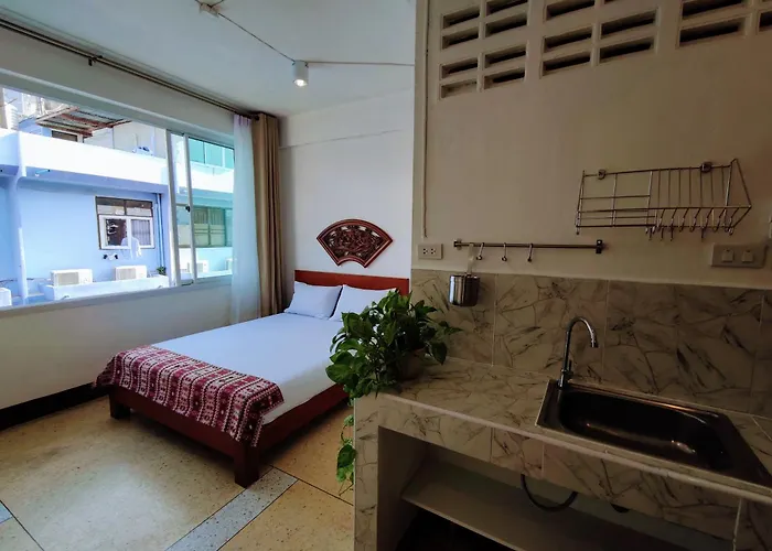 Lumphini 9 Haven Urban Retreat Bright Apartment *